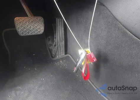 2018 Mercedes-Benz C 300 из США, поврежденный, VIN 55SWF4JB2JU248820